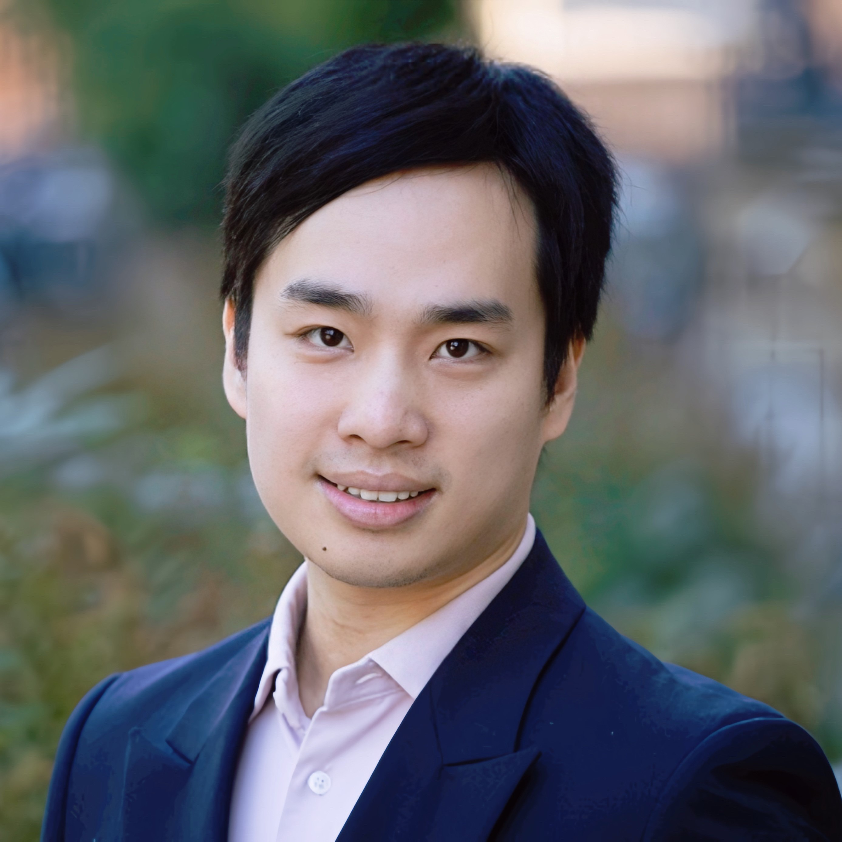 Chuyao (Julian) WANG <br> 汪楚尧